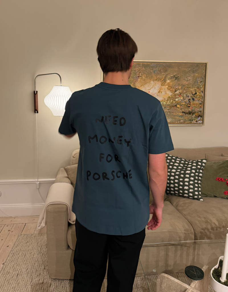 Produktbild för: Tee Petrol Green (Slutsåld)